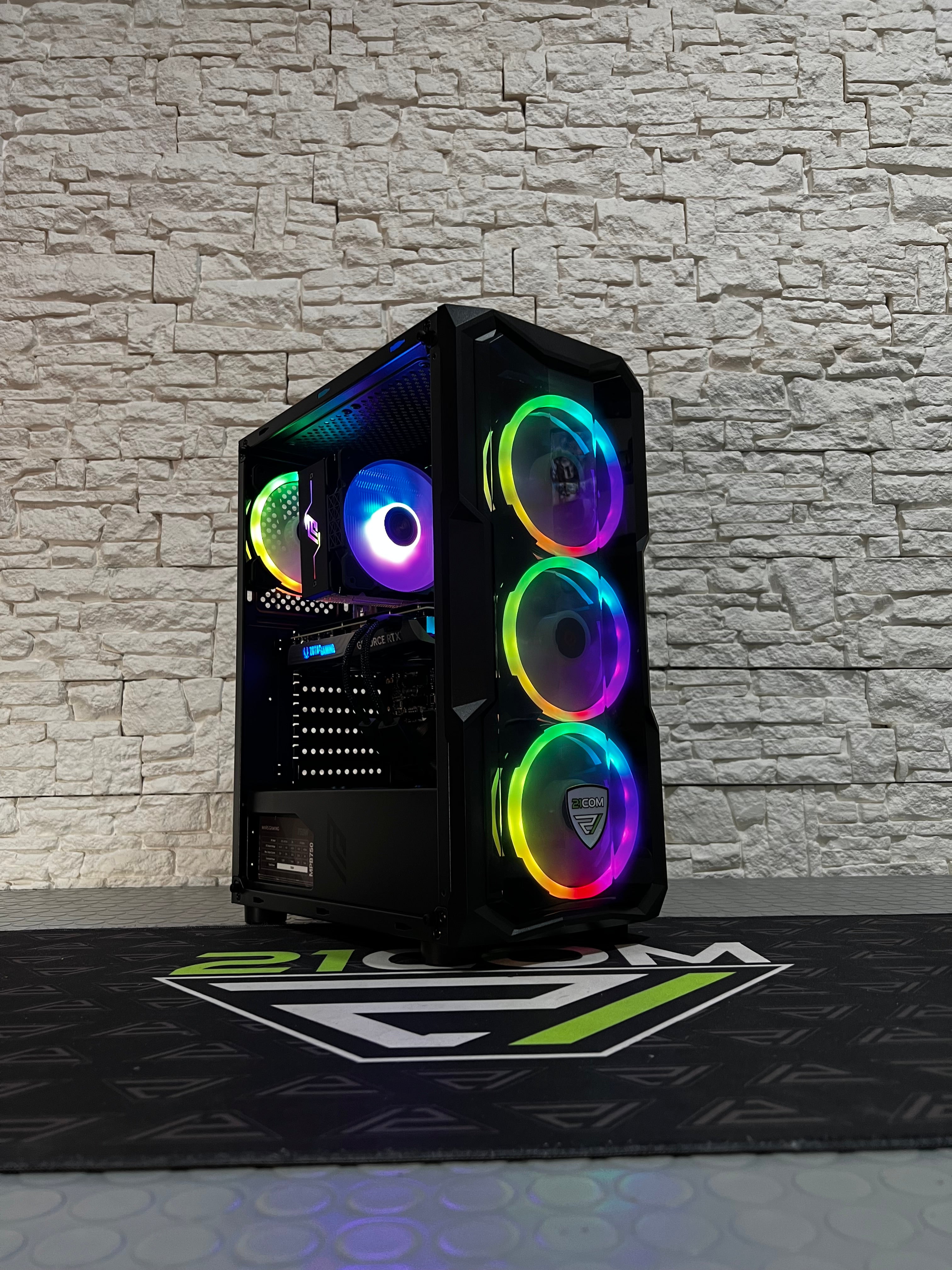 RIG SMASH V1 (INTEL i5 / RTX 5070)
