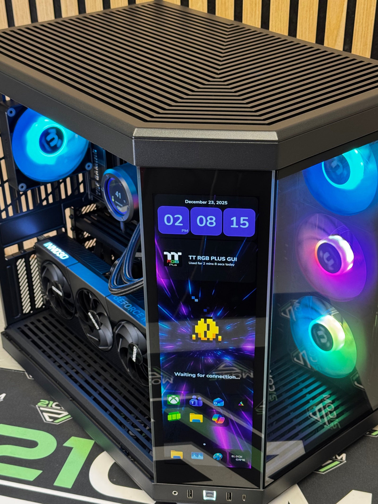 RIG EXOTIC 04 - Ryzen 7 / RTX 5080 / 32GB