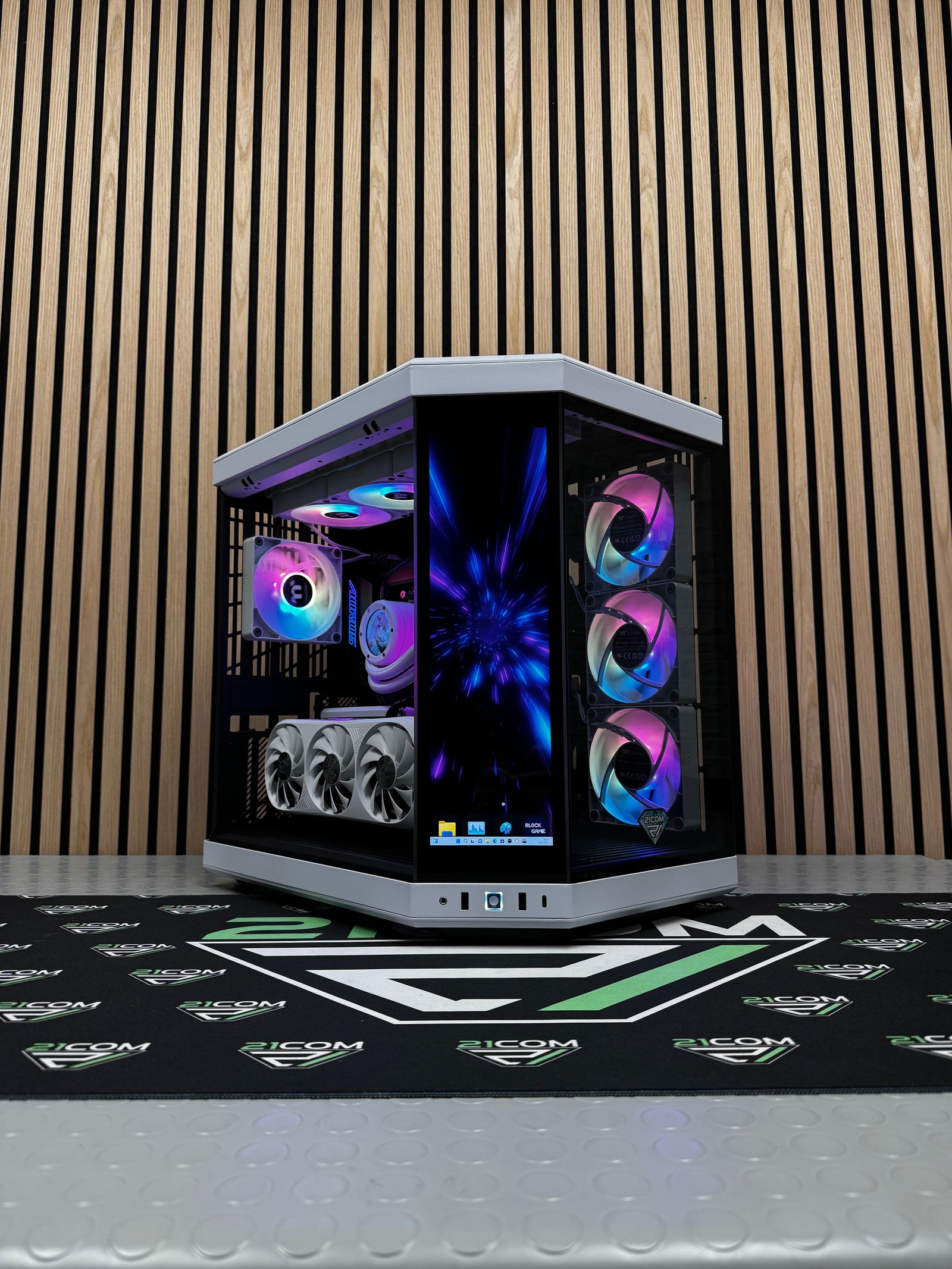 RIG - EXOTIC -05 / Ryzen 7 / RTX 5080 / 32GB